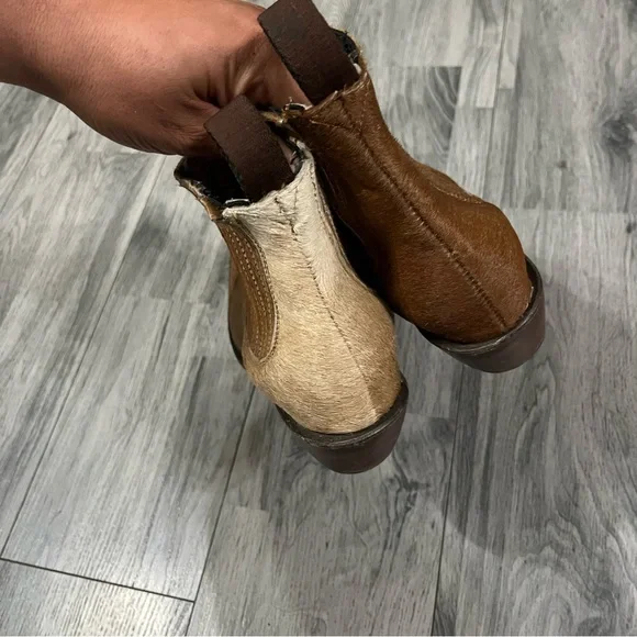 Brown Hair On ankle boots - Picture 6 of 11